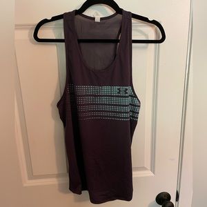 Under Armor Heat Gear Tank w/ reflective details, M